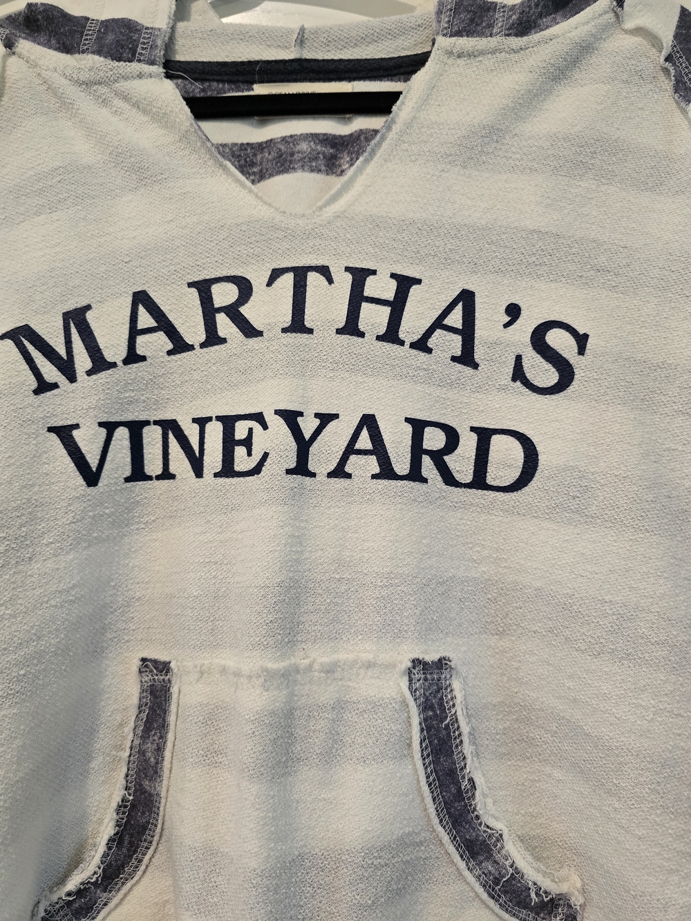 Ocean Drive Martha's Vineyard Striped V-Neck Hoodie - White & Navy S - Picture 2 of 5